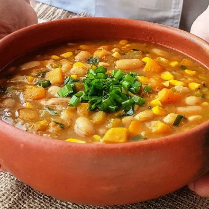Ganate el “locro del 25” con La Opinión Austral Ganate el “locro del 25” con La Opinión Austral