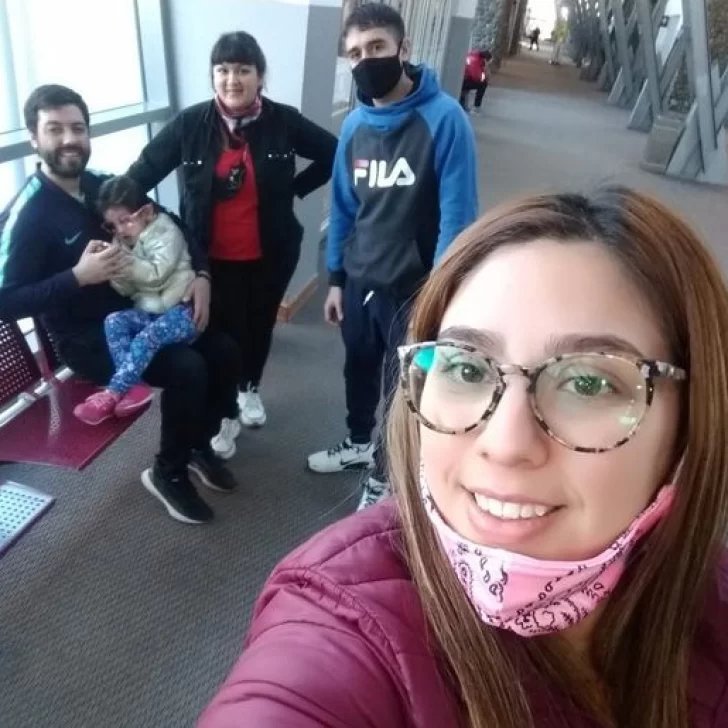 Una nena de Santa Cruz consiguió donante de córnea y su familia necesita ayuda Una nena de Santa Cruz consiguió donante de córnea y su familia necesita ayuda