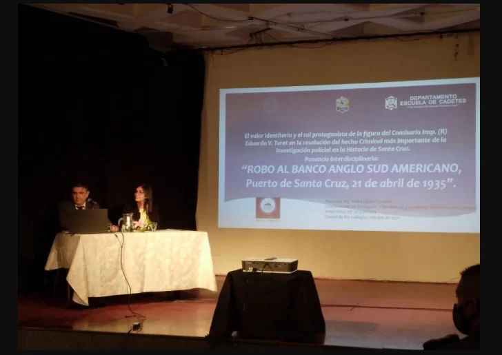 Ariel Di Leo presentó el séptimo número de la revista “La Rama”