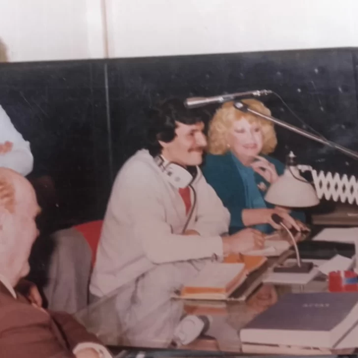 “Los Cinco Latinos”, a 30 años de una fecha y una foto histórica en LU12