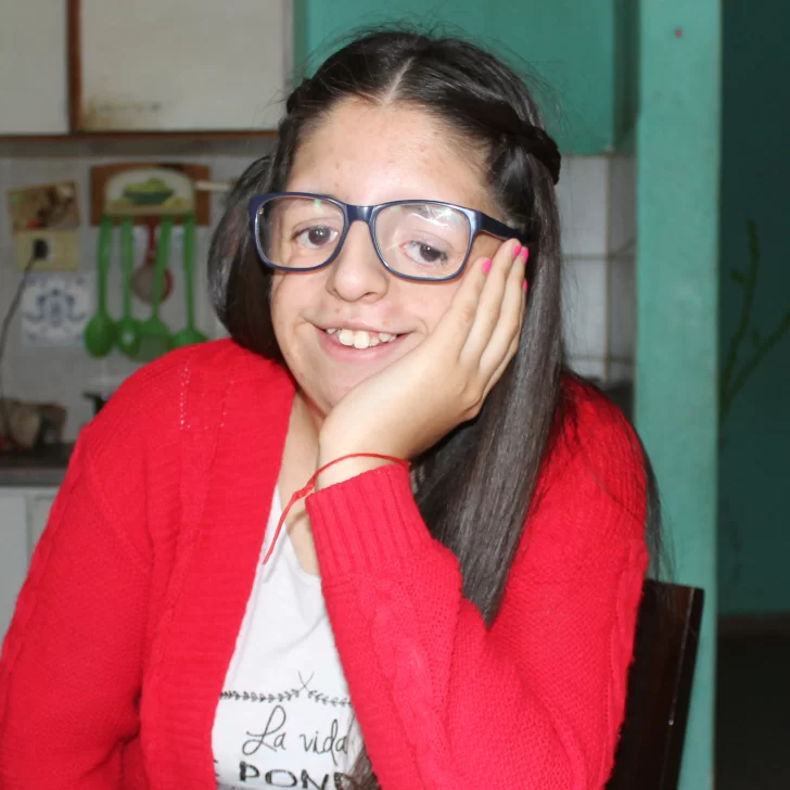 Es de Caleta, nació con el extraño síndrome de Treacher Collins y hoy ayuda a chicos con enfermedades poco frecuentes Es de Caleta, nació con el extraño síndrome de Treacher Collins y hoy ayuda a chicos con enfermedades poco frecuentes