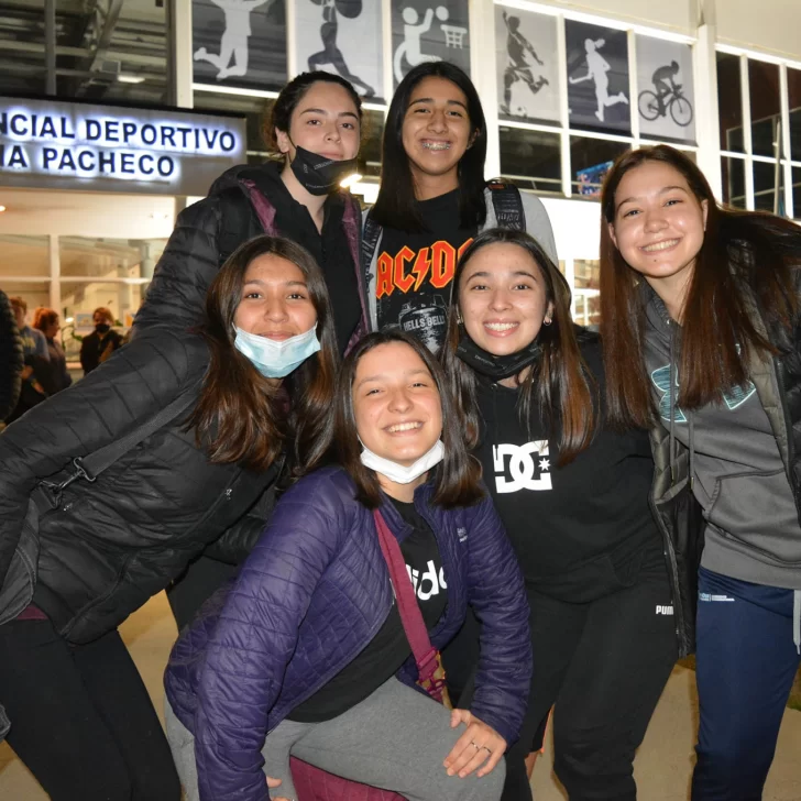 Juegos EPaDe: Conocé a las jugadoras que representarán a Santa Cruz en fútbol y básquet femenino Juegos EPaDe: Conocé a las jugadoras que representarán a Santa Cruz en fútbol y básquet femenino