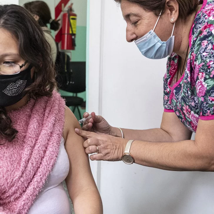 Continúa la campaña de vacunación antigripal en la zona sur de Comodoro Rivadavia Continúa la campaña de vacunación antigripal en la zona sur de Comodoro Rivadavia