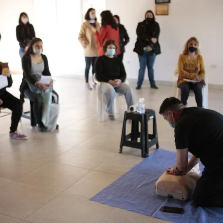 “Vivamos Comodoro en tu barrio” continúa trabajando “Vivamos Comodoro en tu barrio” continúa trabajando
