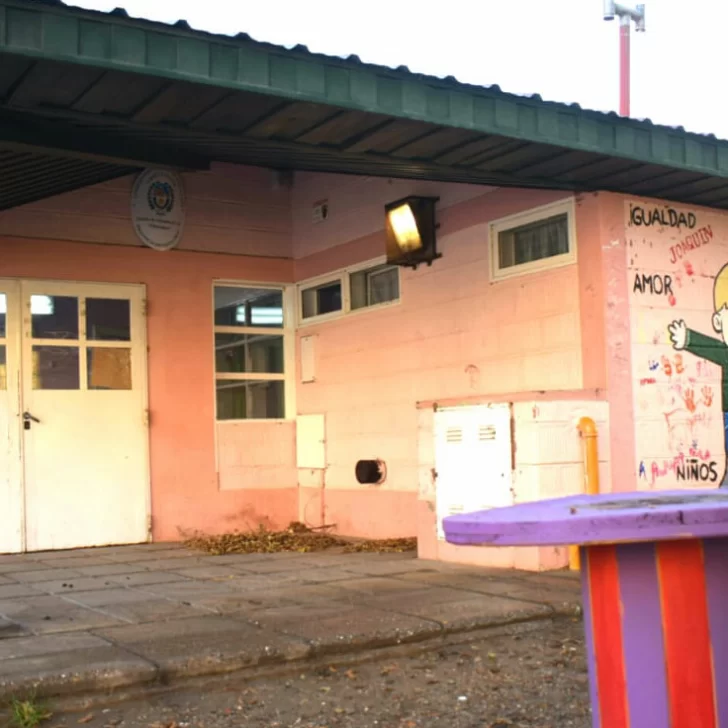 Vandalismo en algunas escuelas de Caleta Olivia