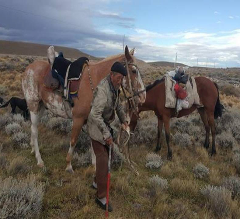 Un hombre de 86 años cabalgó 15 días para cobrar su jubilación