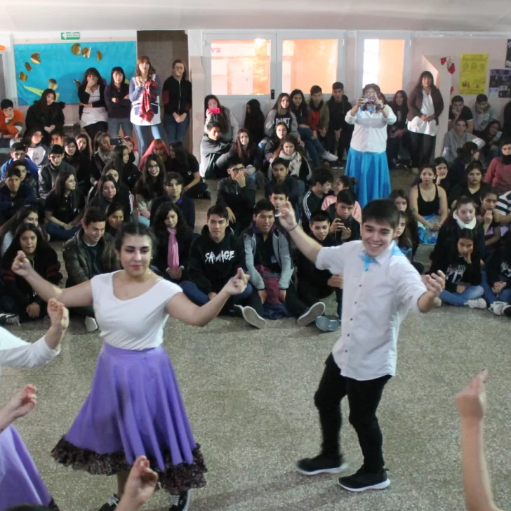 Alumnos de quinto año y un cierre de ciclo en casa Alumnos de quinto año y un cierre de ciclo en casa