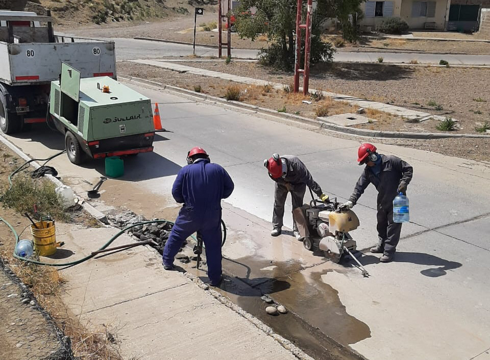 Servicios Públicos reparó un sub acueducto en el barrio Mutual Servicios Públicos reparó un sub acueducto en el barrio Mutual