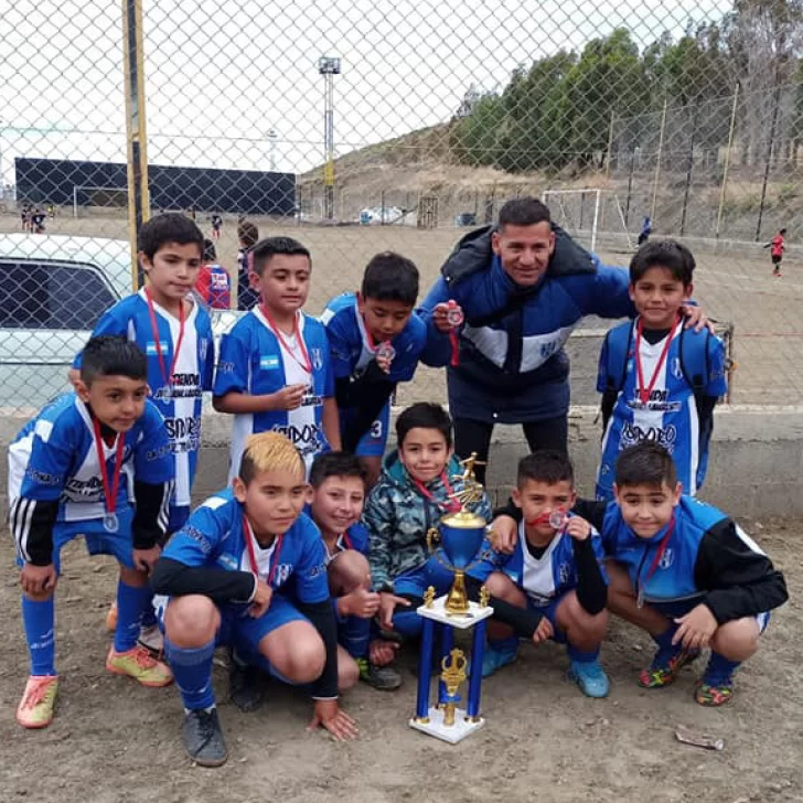 La 2012 de Catamarca FC se consagró campeona del Mundialito “Diego Armando Maradona” en Rada Tilly