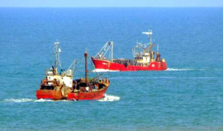 La flota artesanal arranca la temporada de captura de merluza