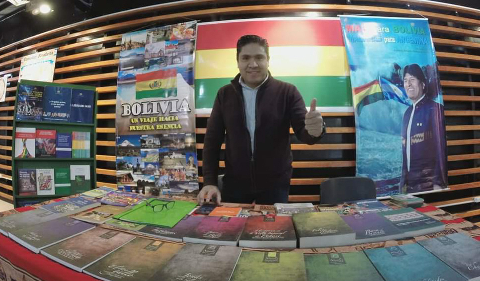 Rotundo apoyo de bolivianos residentes en Santa Cruz al MAS Rotundo apoyo de bolivianos residentes en Santa Cruz al MAS