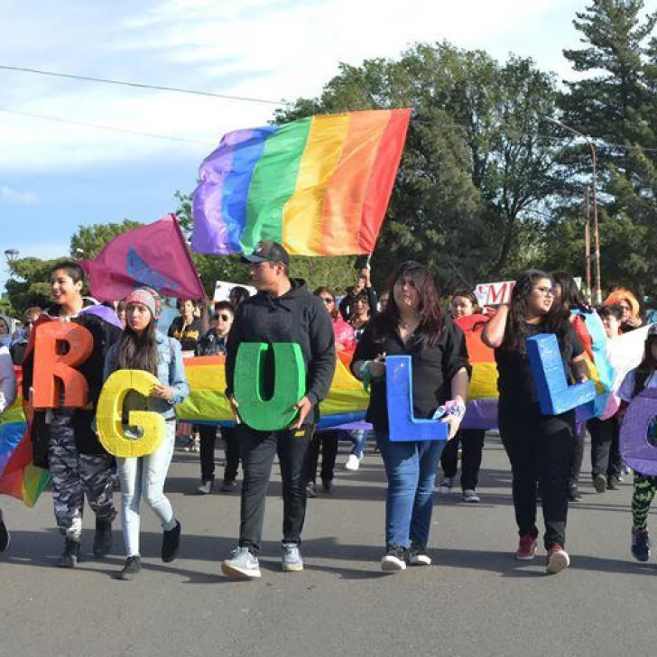 Para el Día del Orgullo LGBT en Caleta Olivia no habrá marcha pero sí un video para redes sociales Para el Día del Orgullo LGBT en Caleta Olivia no habrá marcha pero sí un video para redes sociales