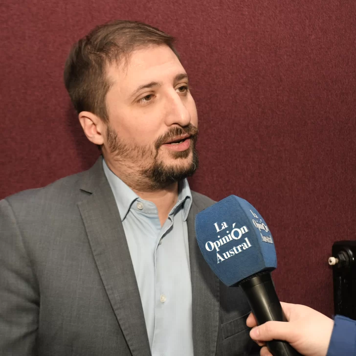 Leandro Zuliani: “Fueron muy buenos 8 años donde también quedaron cosas por hacer”, dijo el ministro de Gobierno de Alicia Kirchner Leandro Zuliani: “Fueron muy buenos 8 años donde también quedaron cosas por hacer”, dijo el ministro de Gobierno de Alicia Kirchner