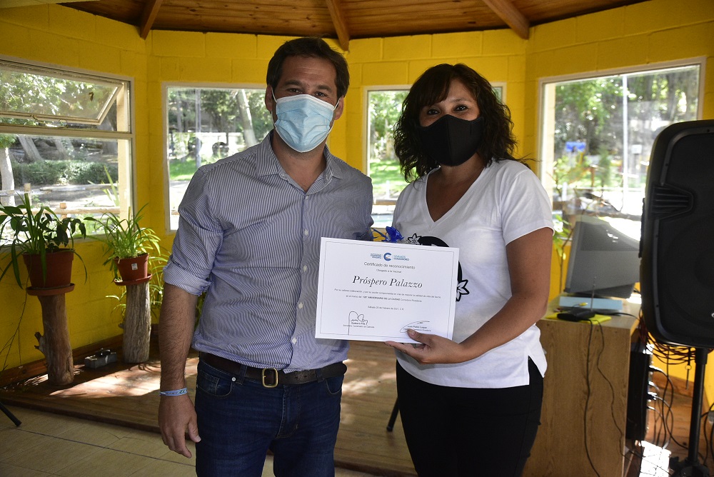 El intendente Juan Pablo Luque y su gabinete reconocieron el trabajo de las vecinales durante la pandemia