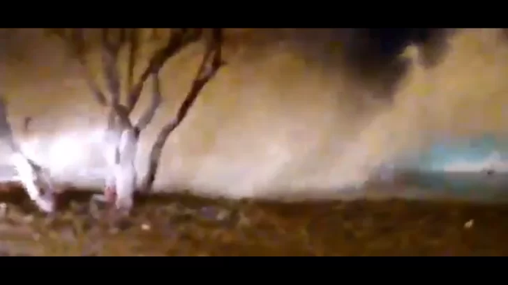 VIDEO. Impresionante marea destruyó parte de la rambla de Playa Unión