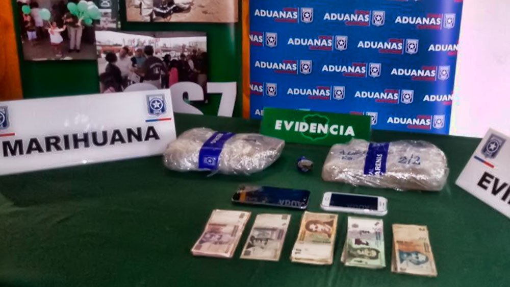 Monte Aymond: descubrieron a camionero argentino con 2 kilos de droga