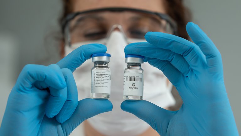 Confirman 46 muertes y 4.192 nuevos casos de coronavirus en Argentina Confirman 46 muertes y 4.192 nuevos casos de coronavirus en Argentina