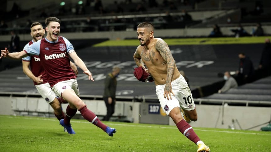 Video. Manuel Lanzini empató sobre el final con un golazo y le amargó la victoria al Tottenham en el clásico de Londres Video. Manuel Lanzini empató sobre el final con un golazo y le amargó la victoria al Tottenham en el clásico de Londres