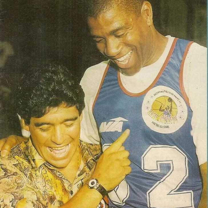 Magic Johnson: “El mundo perdió a uno de los mejores futbolistas que haya vivido: Diego Armando Maradona”