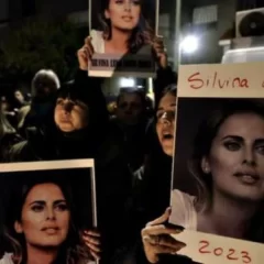 Multitudinaria marcha contra Lotocki: “Buscamos la ley Silvina Luna”