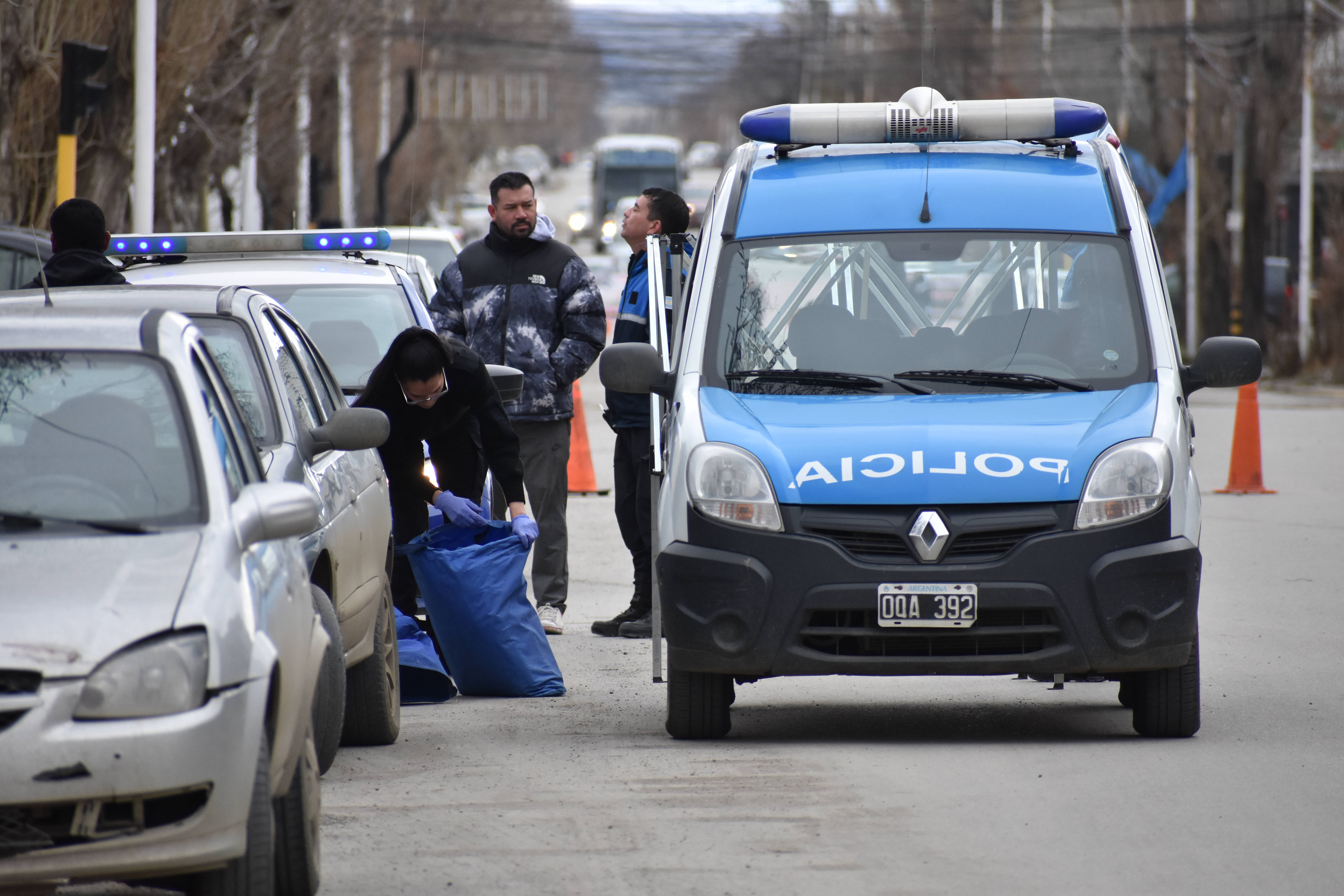 Identificaron al hombre que falleció en una garita de colectivos de Río Gallegos