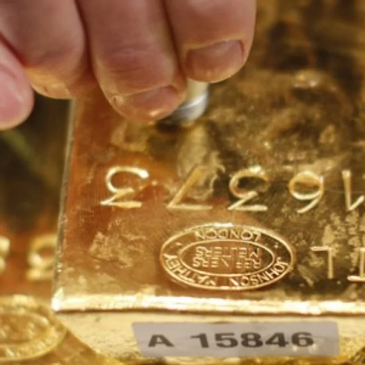 Sube el precio del oro y la plata: cómo invertir sin tener que comprar lingotes