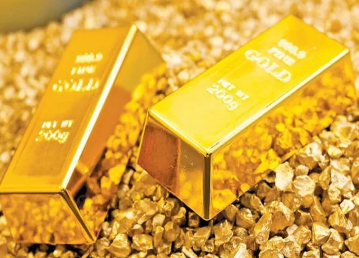 El oro cayó levemente y la onza operó a US$1.726,57