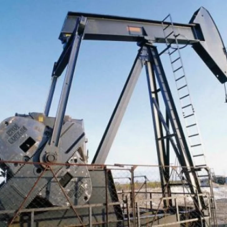 Fuerte baja del petróleo: el Brent cerró en 68,60 dólares