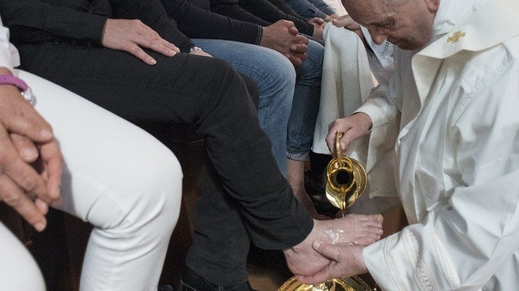 El papa Francisco renunció al lavado de pies del Jueves Santo El papa Francisco renunció al lavado de pies del Jueves Santo
