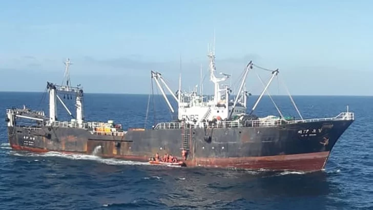 Pesquero de Corea del Sur pagó $ 25 millones por pesca ilegal en costas de Chubut