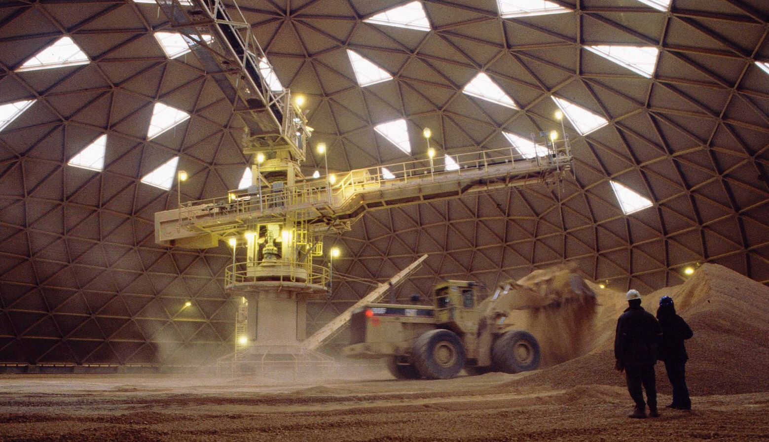 Santa Cruz avanza en una ley de cierre de minas con sello propio Santa Cruz avanza en una ley de cierre de minas con sello propio