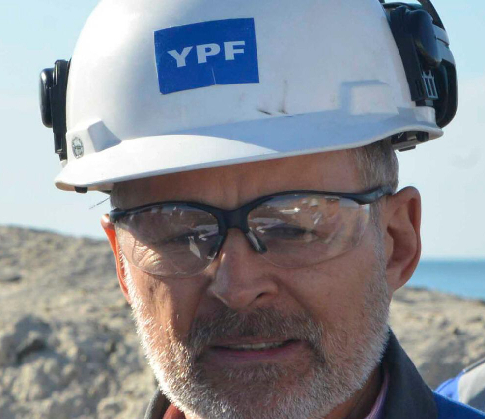 Alejandro Eloff: para YPF “fue un año difícil, pero salimos adelante” Alejandro Eloff: para YPF “fue un año difícil, pero salimos adelante”