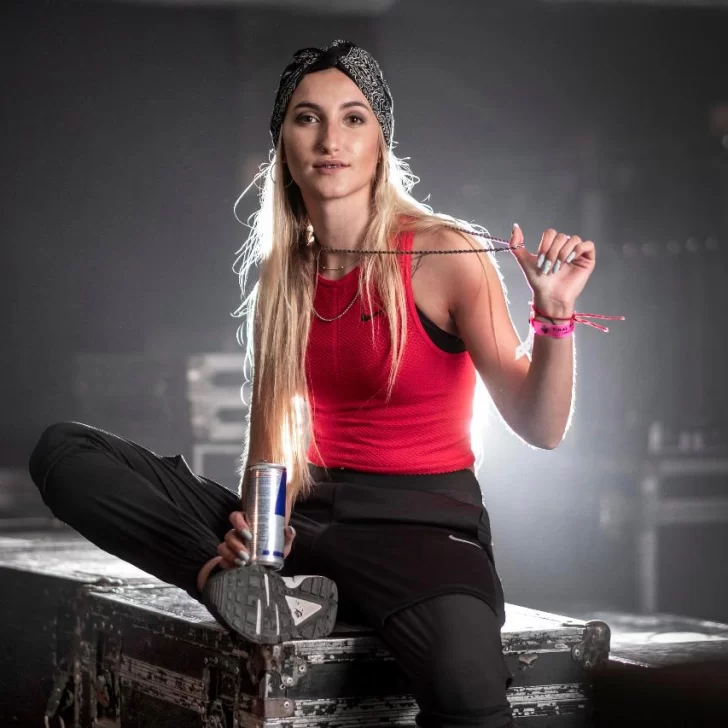 Taty Santa Ana reemplazará a Misionero y será la primera mujer host de la Final de Red Bull
