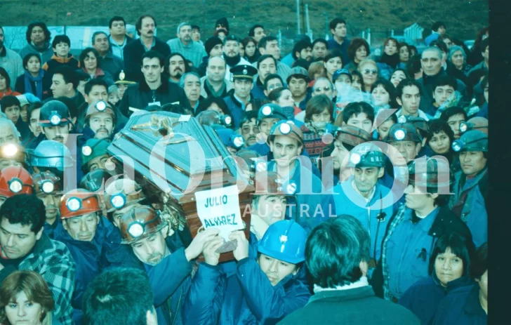 Declaran asueto en la Cuenca Carbonífera por la muerte de los 14 mineros