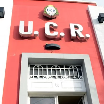 La UCR, parece estar empecinada en impulsar su autodestrucción