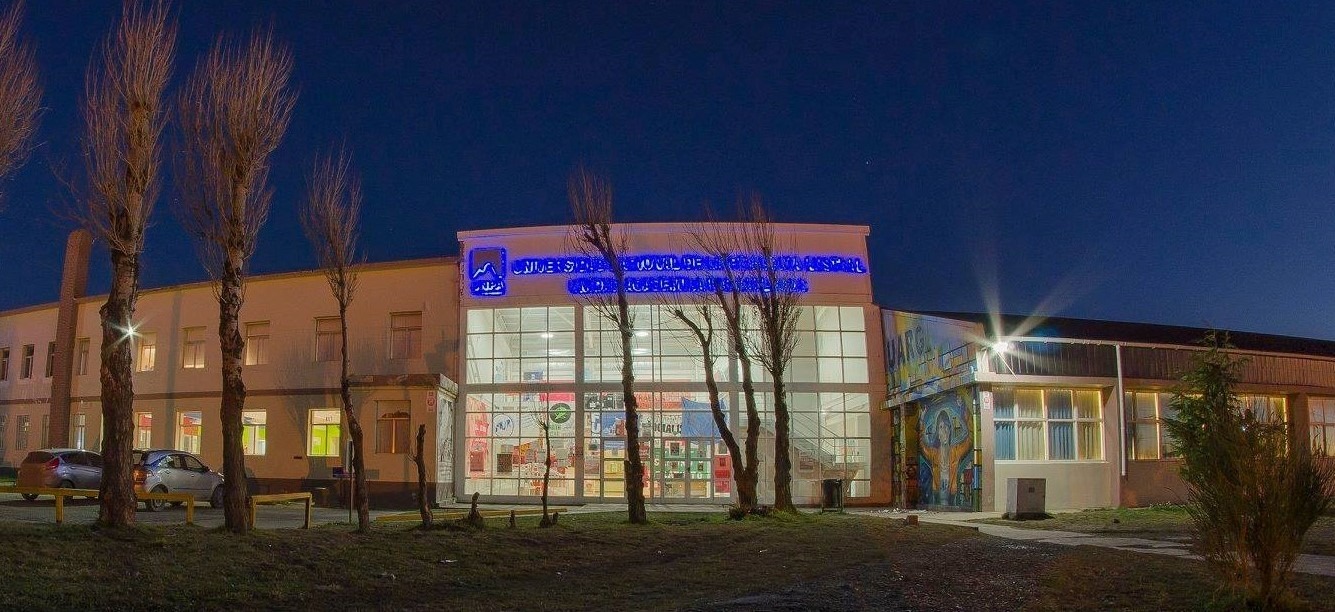 Le rompieron el vidrio del auto y le robaron el estéreo en la UNPA: estudiantes reclaman seguridad Le rompieron el vidrio del auto y le robaron el estéreo en la UNPA: estudiantes reclaman seguridad