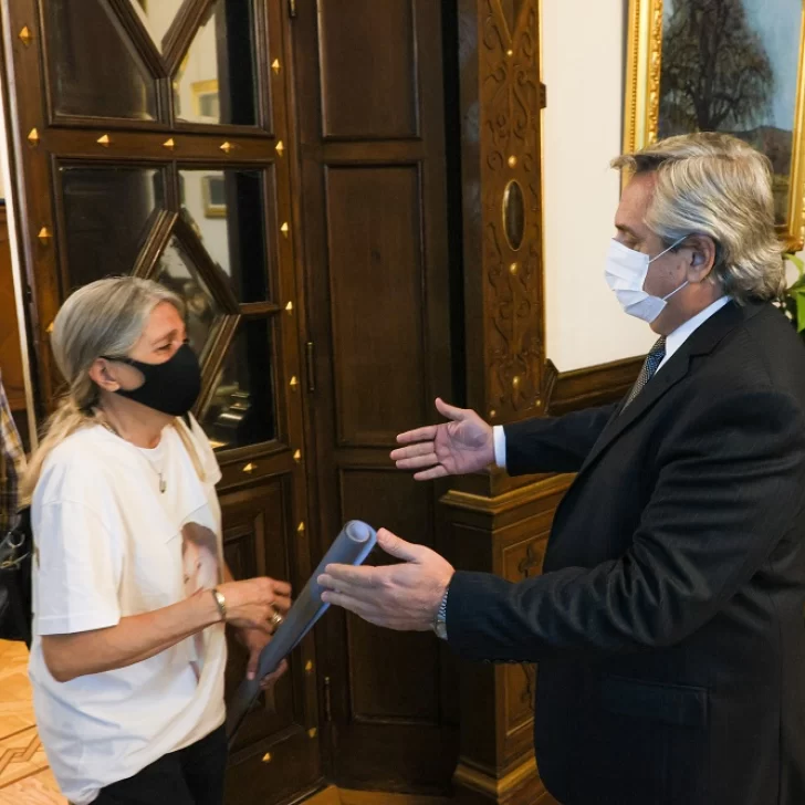 “Fuimos muy bien escuchados”, dijo la madre de Úrsula Bahillo tras la reunión con el presidente Alberto Fernández