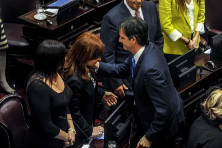 Cristina Kirchner a Esteban Bullrich: “Dios le dará la fortaleza necesaria para afrontar esta difícil situación”