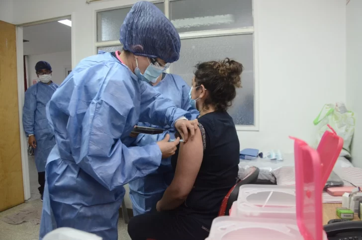 Planean inmunizar a 47.830 personas en Río Gallegos con la vacuna Sputnik V contra el coronavirus