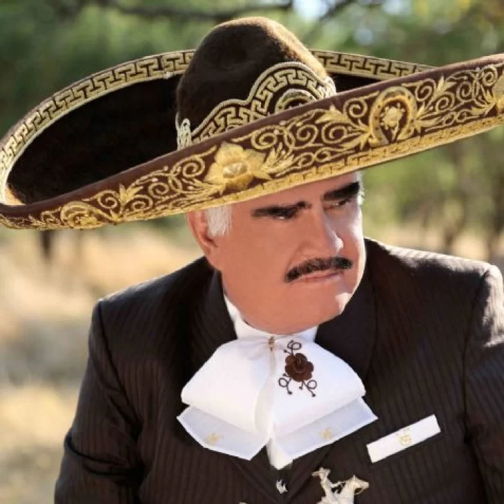 Acusan al popular cantante mexicano Vicente Fernández de acoso sexual