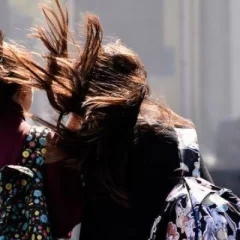 Alerta por vientos fuertes en Santa Cruz: qué zonas afectará y cómo prevenir riesgos