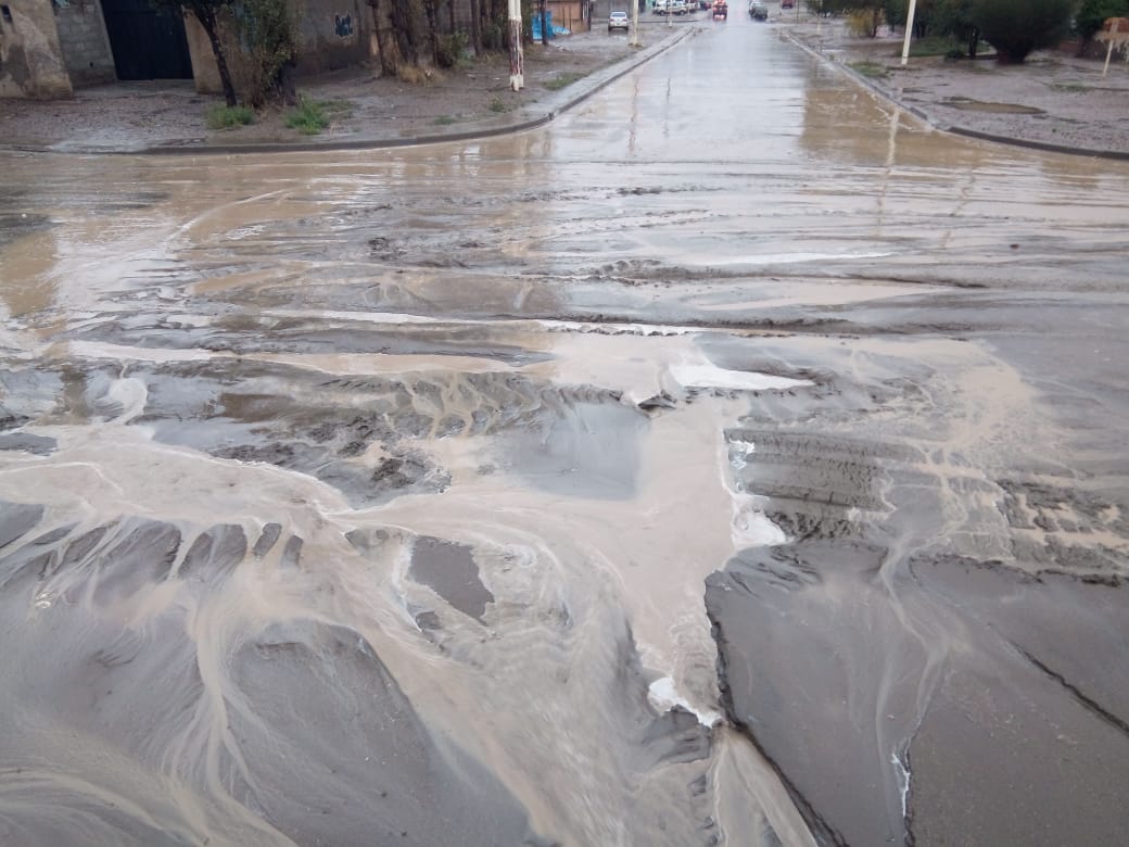 Caleta Olivia sin clases por intensas lluvias Caleta Olivia sin clases por intensas lluvias