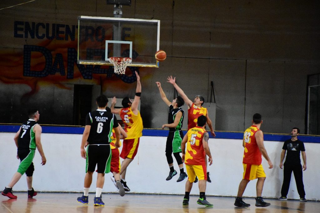 Arrancó la liga municipal de básquet de Caleta Olivia