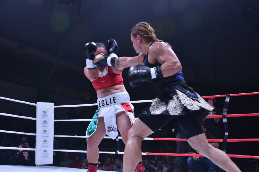 Velada boxística de nivel  mundial con “Locomotora” Oliveras