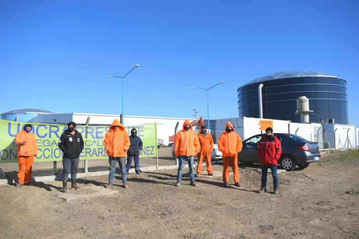 UOCRA bloqueó acceso a la Planta de Ósmosis: exigen cupos para futuros puestos