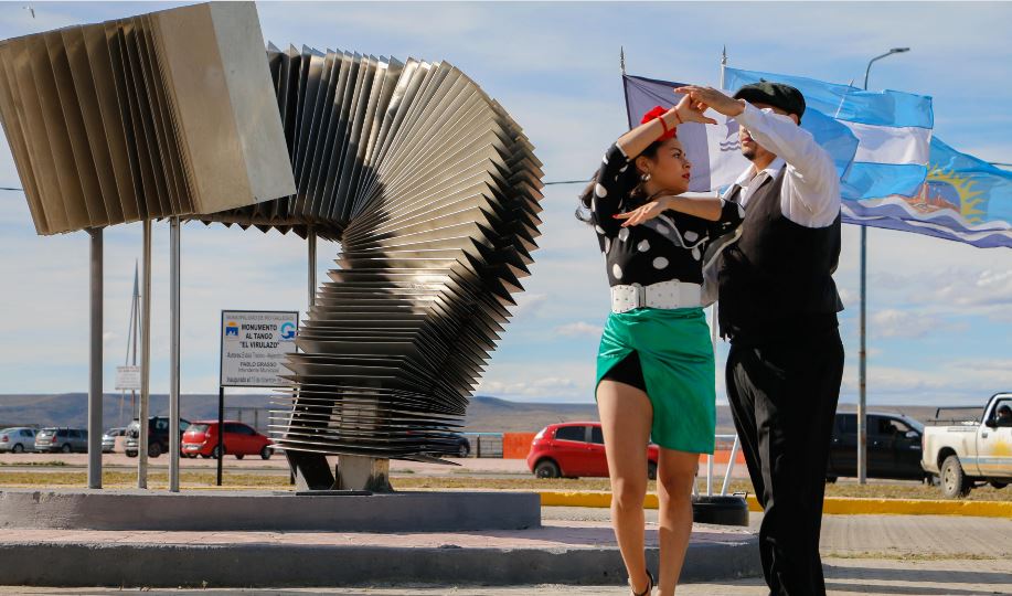 Continúan las tardes de milonga en la costanera de Río Gallegos