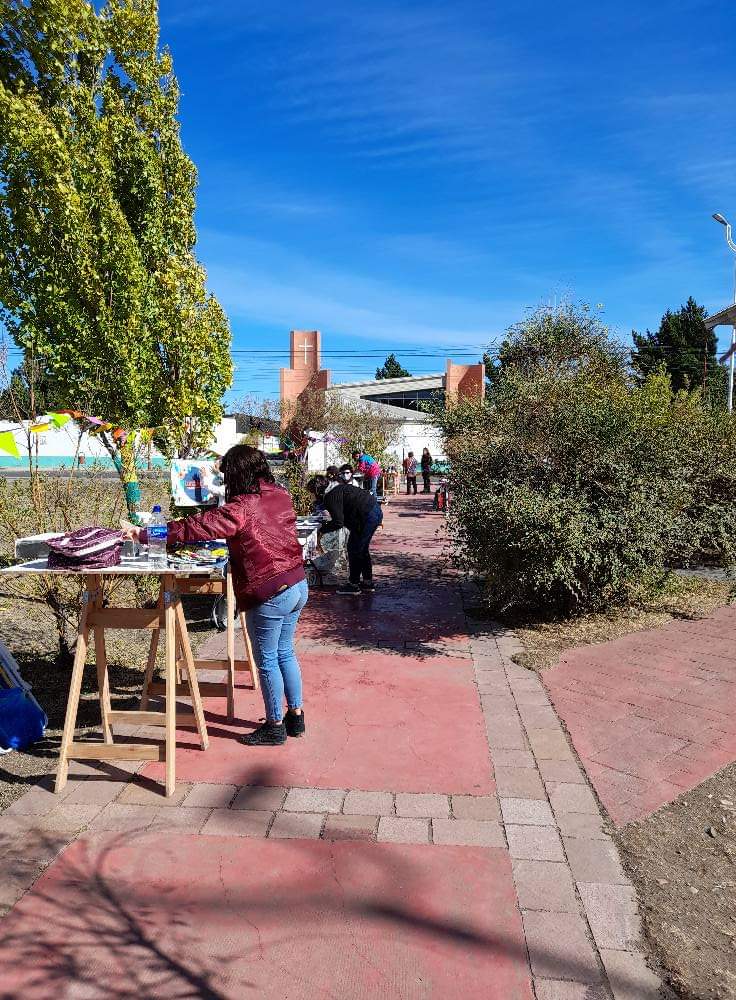 Continúan los días lindos y los feriantes se encuentran en distintos puntos de la ciudad