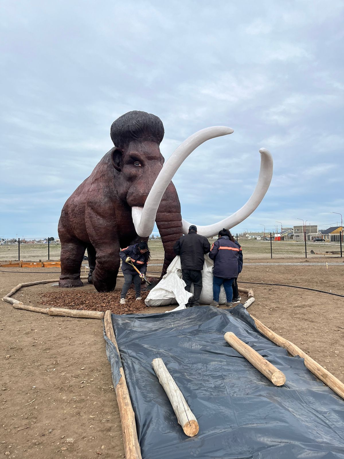 Parque de los Dinosaurios: últimos preparativos para la apertura