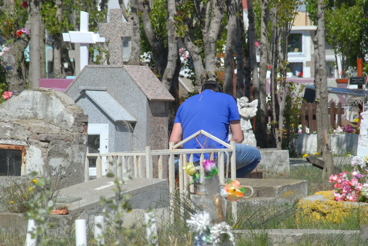 Un ataúd cuesta entre 65 y 100 mil pesos: ¿Por qué es tan caro? Un ataúd cuesta entre 65 y 100 mil pesos: ¿Por qué es tan caro?