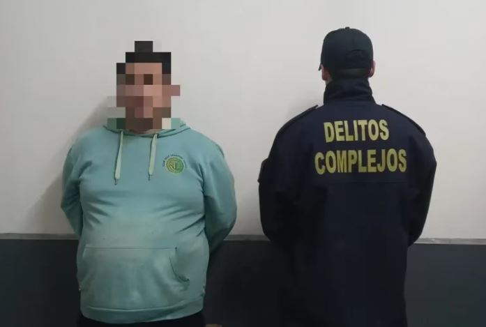 Estaba preso por abuso y engañó a una nena de 12 años para que le envíe fotos íntimas